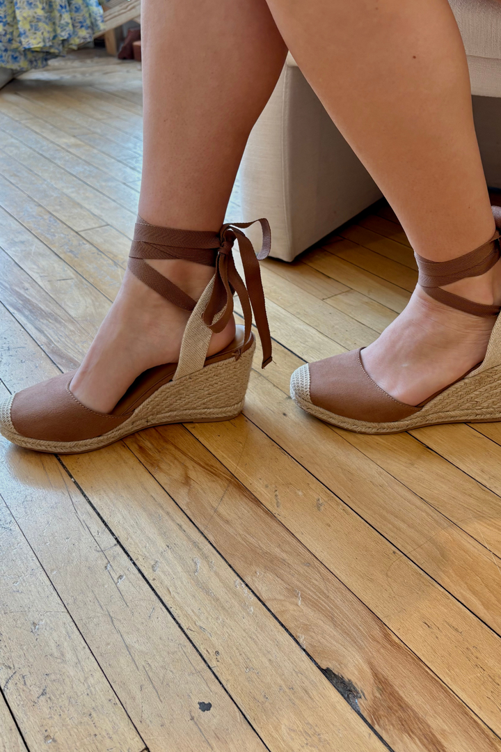Camel Wrap Up wedge Espadrille