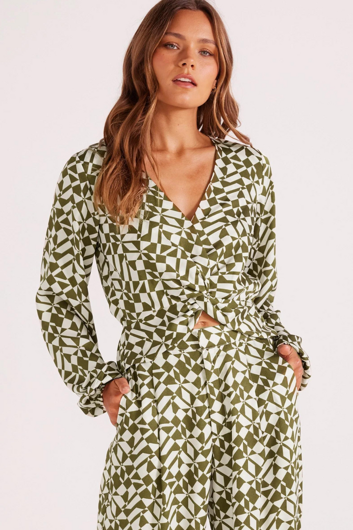 MINKPINK FLYNN TWIST BLOUSE
