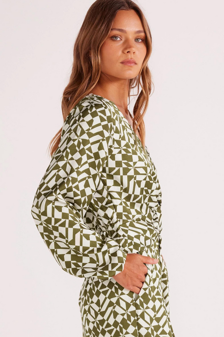 MINKPINK FLYNN TWIST BLOUSE