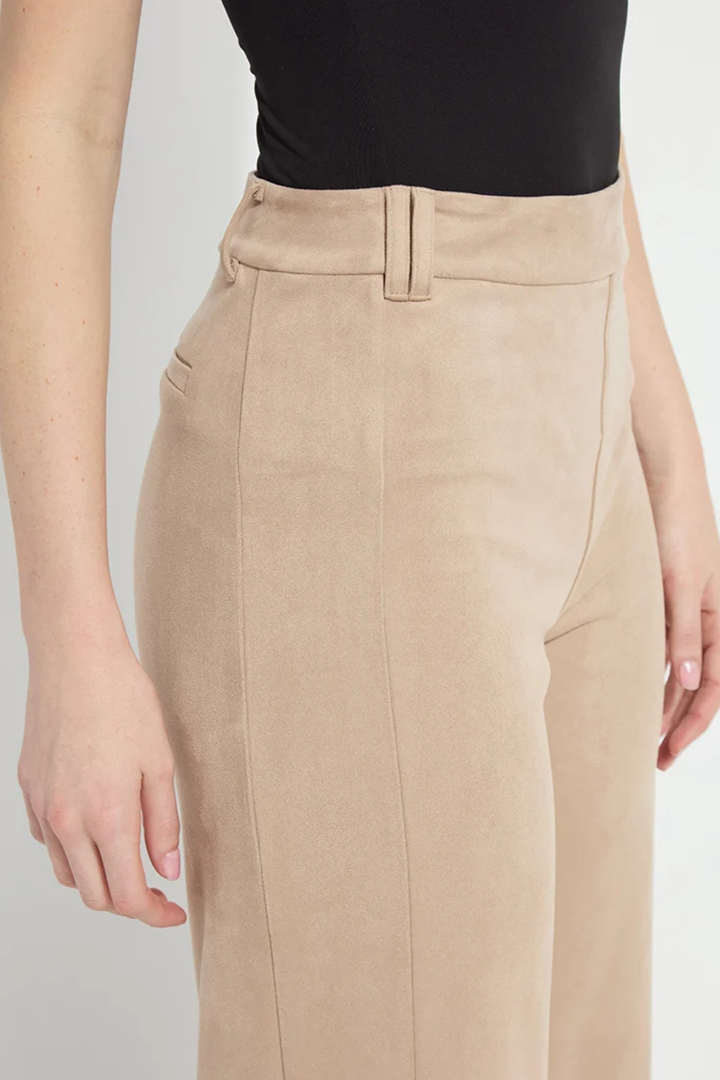 Lysse | Vionette Suede Trouser