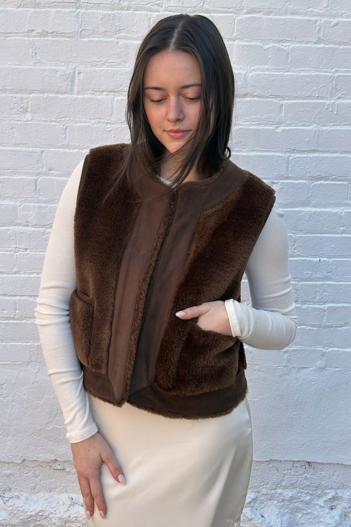 Round Neck Open Front Vest