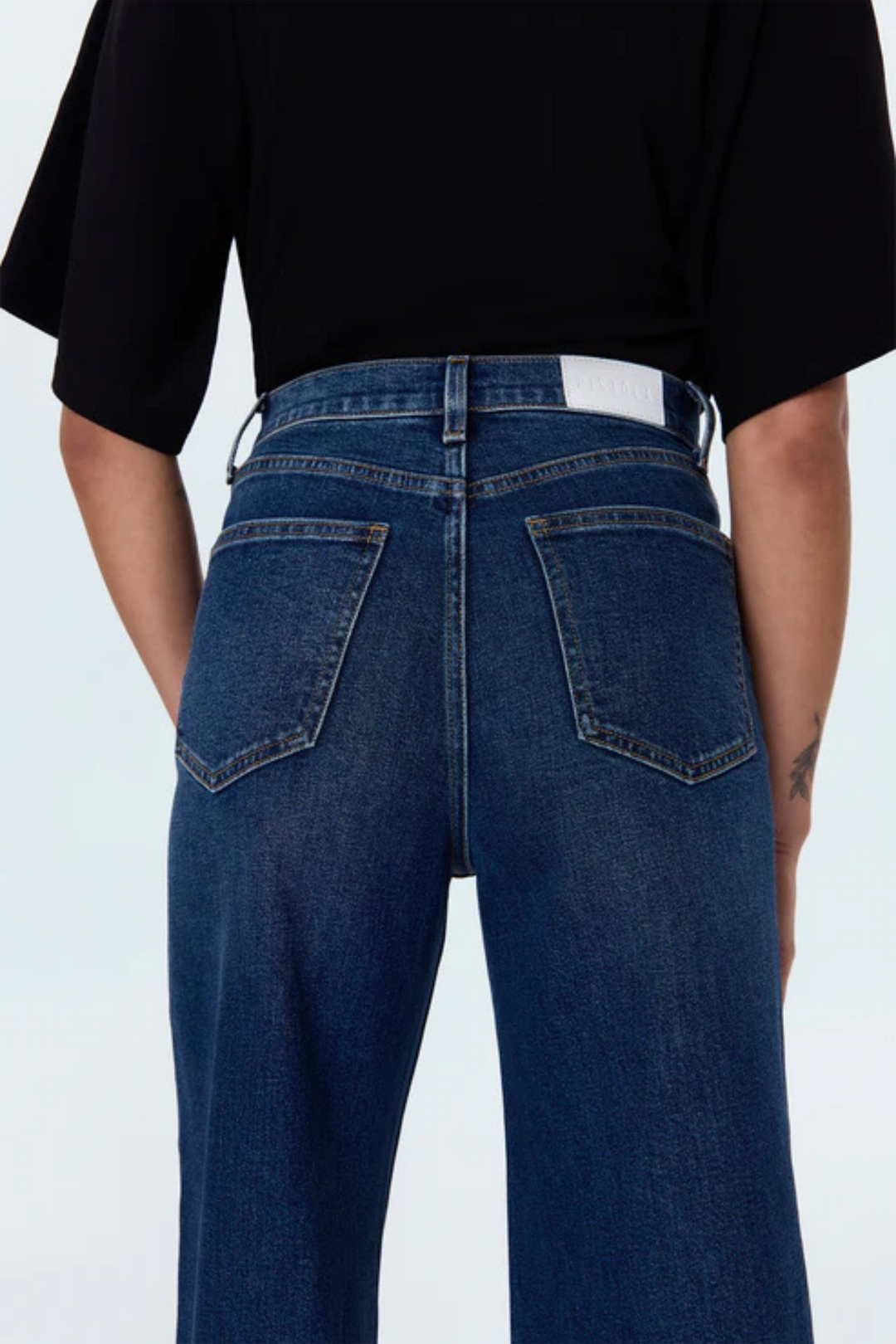 PISTOLA | LANA CROP- BROADWAY