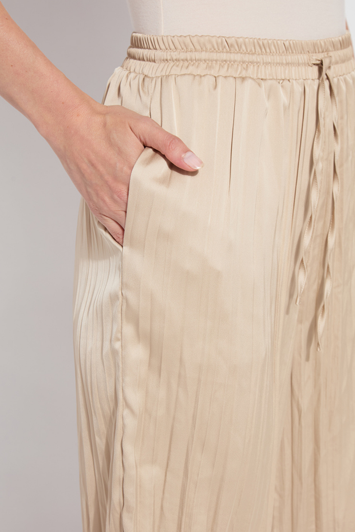 LYSSE | Packable Pleated Palazzo