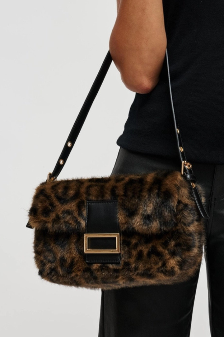 FAUX FUR LEOPARD