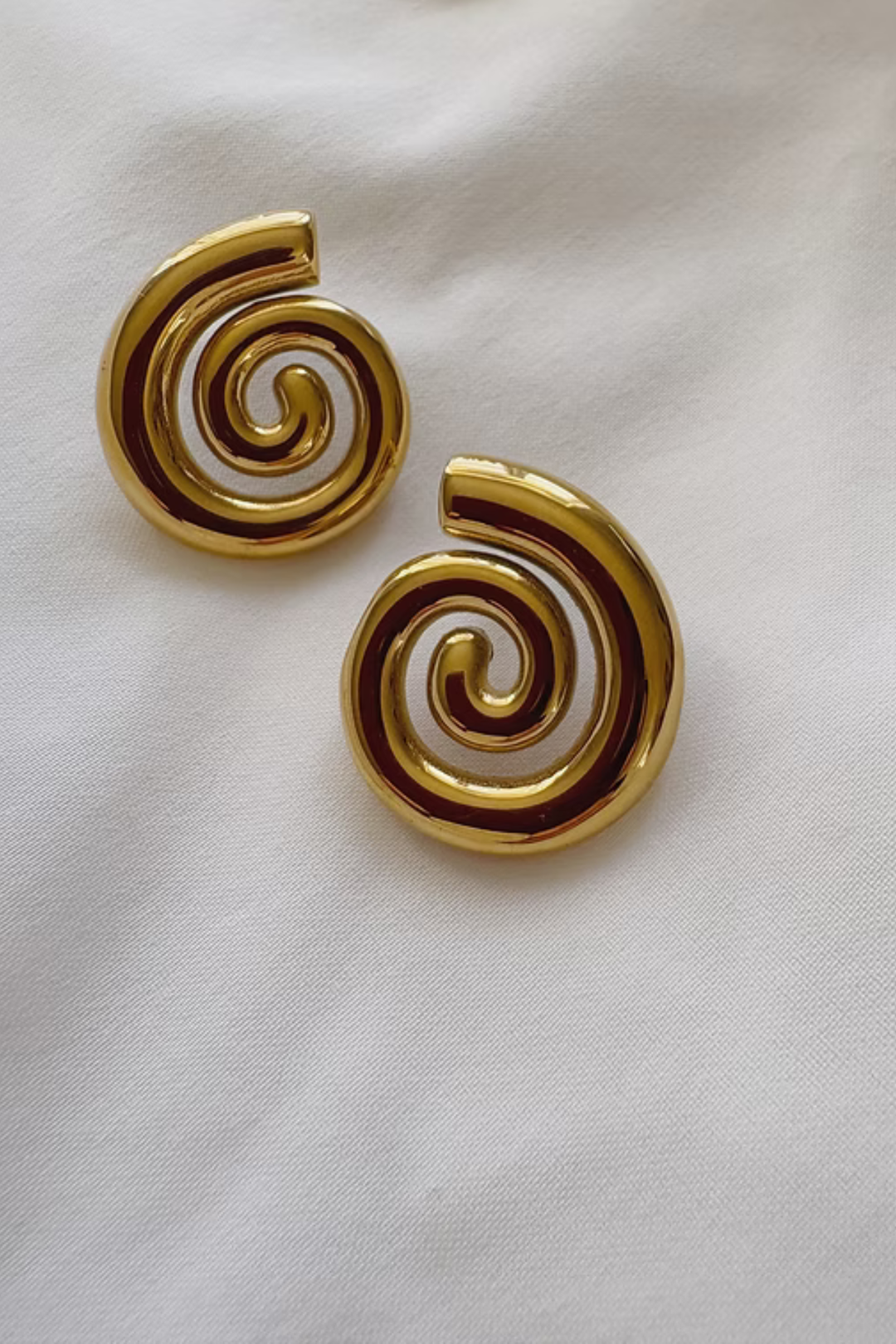 PEG'S HARDWARE | NAUTILUS EARRINGS
