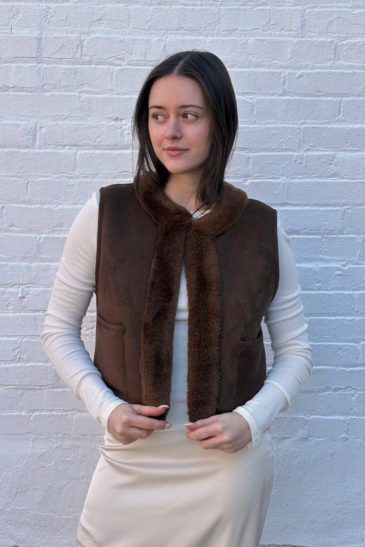 Round Neck Open Front Vest