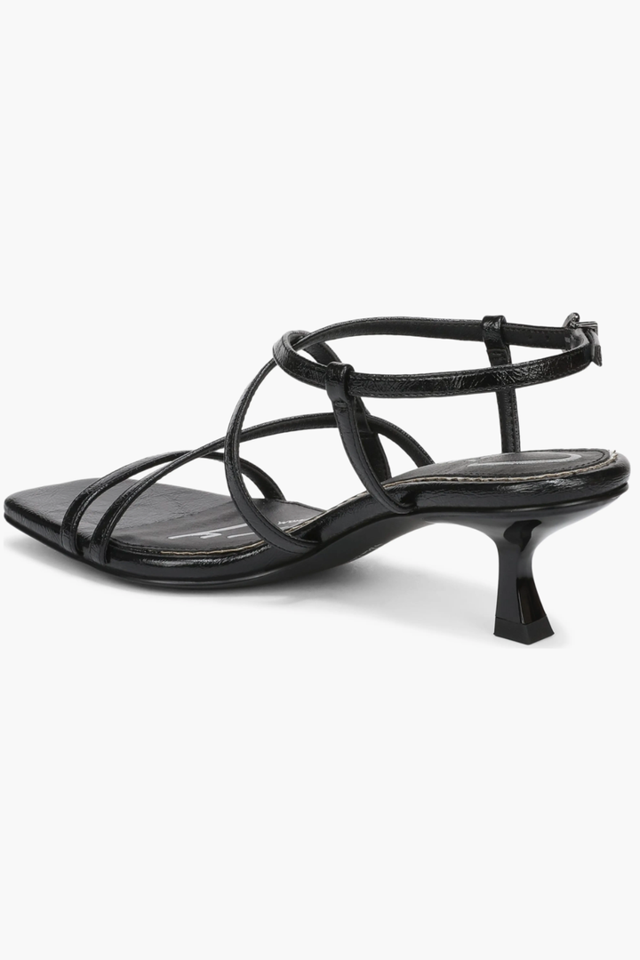 Circus | Jasmine in Black