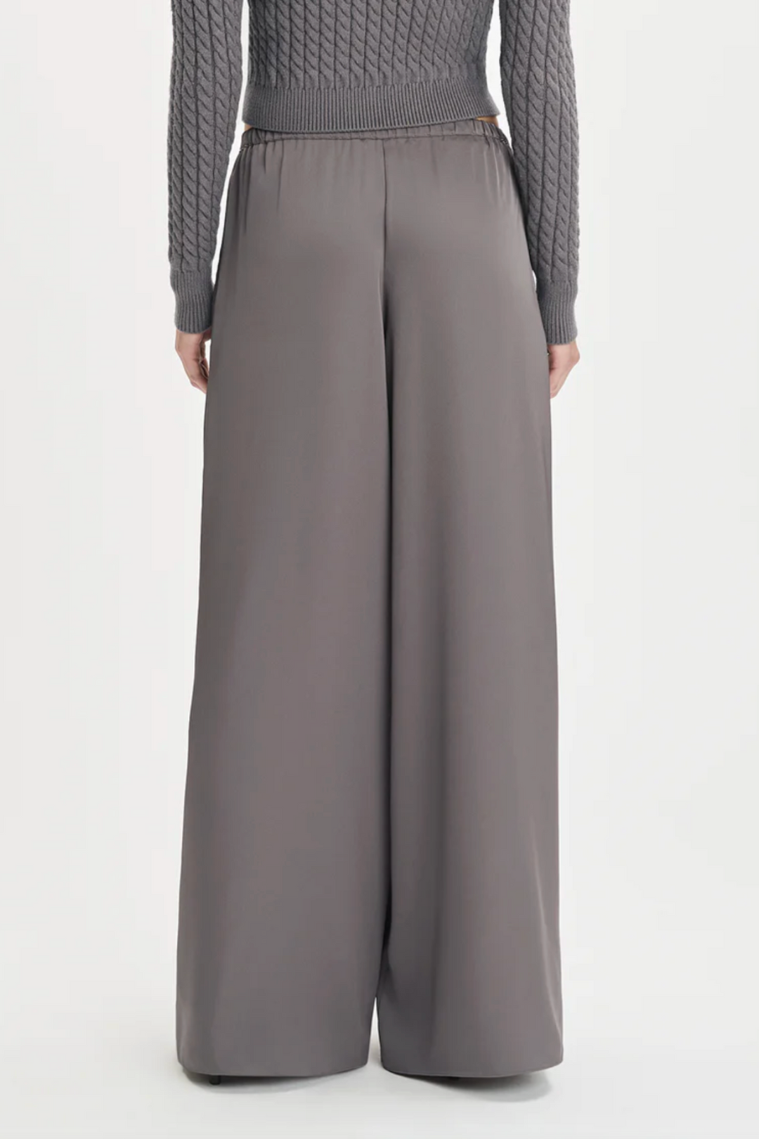 THE EFFORTLESS WIDE LEG
