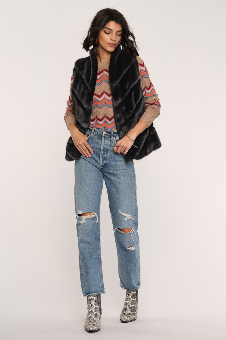 HEARTLOOM Collins Vest- Black