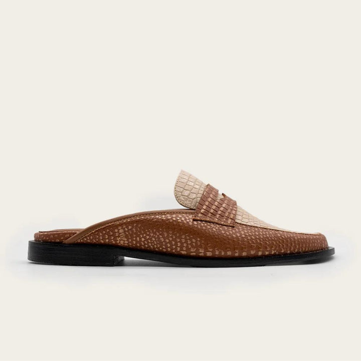KAANAS | Brezo Mule