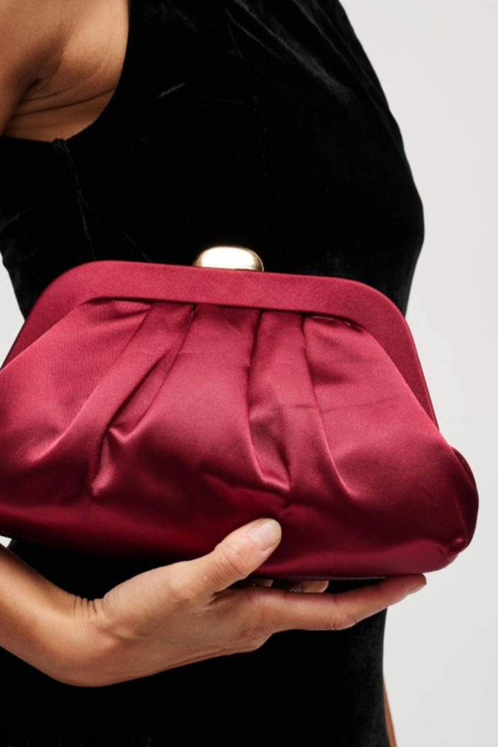 WINTER CLUTCH - BURGUNDY