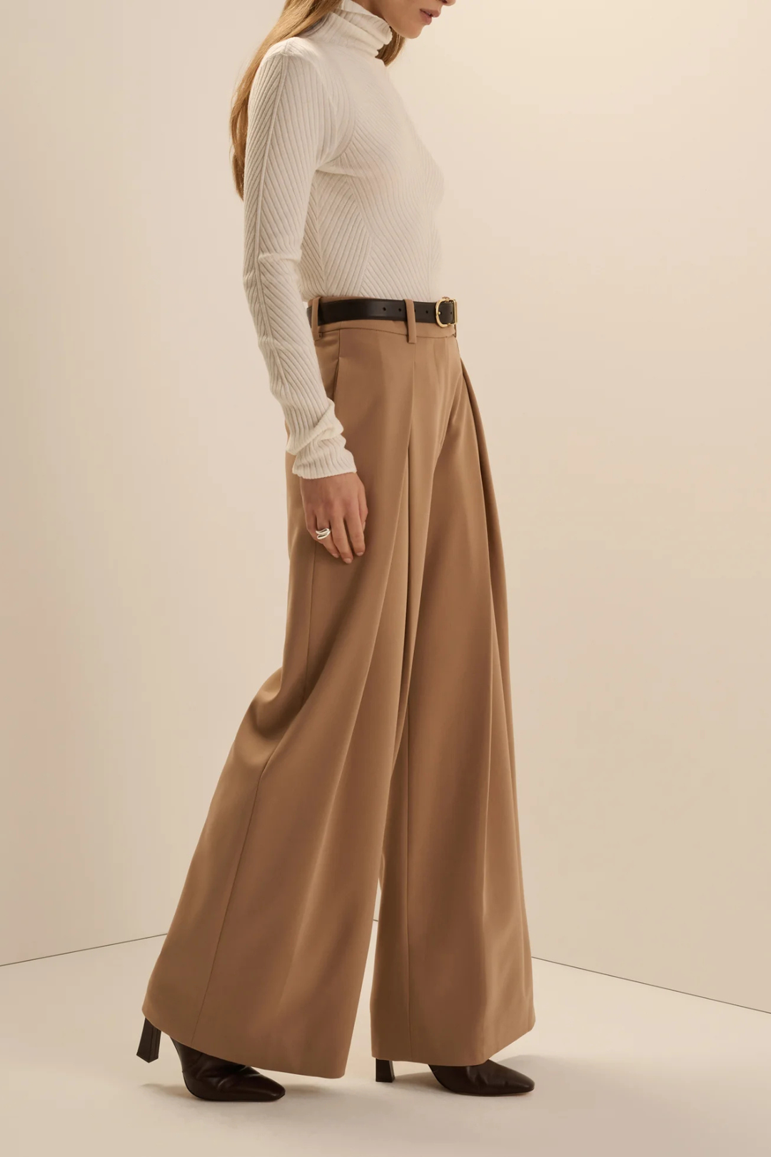 FAVORITE DAUGHTER | PLEATS FOR DAYS PANTS