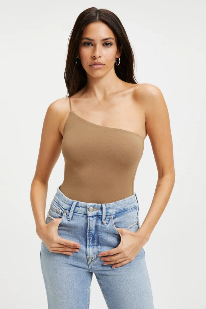 Good American | One Shoulder Body | Pecan